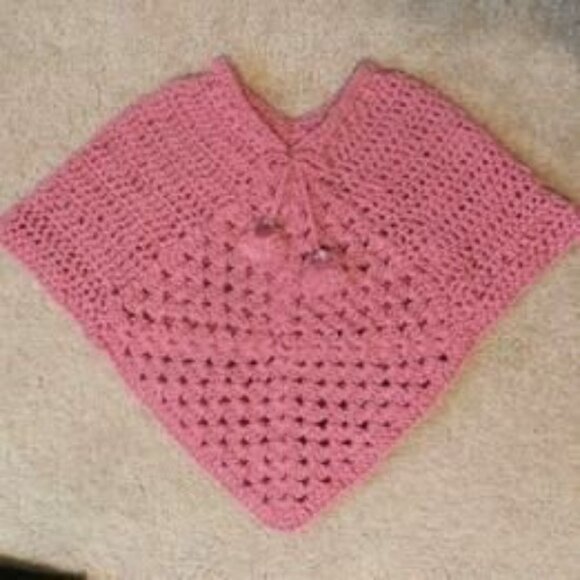 PINK CROCHET PONCHO Sweater Pullover with Rhinestones GIRLS SIZE 10/12 - Picture 1 of 4